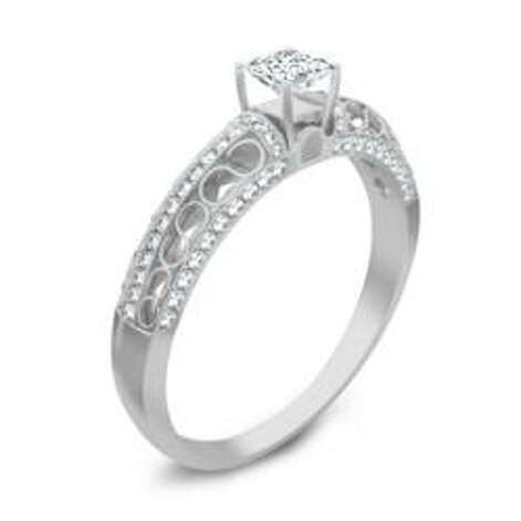 Jeweloceancom Refits its Line of Engagement Rings With Chocolate Diamond 