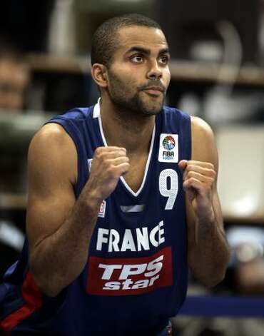 France's Tony Parker of the NBA's San Antonio Spurs celebrates his team's point during the quarter final match against Lithuania at the European Basketball Championship in Belgrade Thursday, Sept. 22, 2005. (Dusan Vranic / Associated Press) / SA