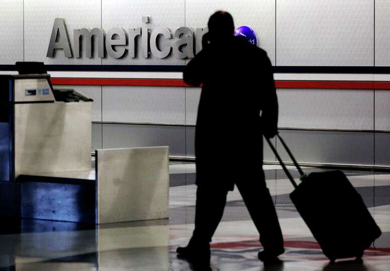 Airline: American Airlines (2008)Carry-on bag: N/A1st checked bag:... Photo-6138602.98284 ...