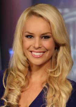ESPN reporter Britt McHenry issued an apology via social media after video of her berating an impound lot attendant went viral.