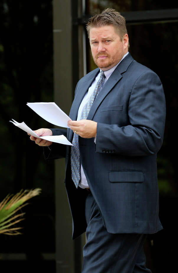 William O. Haff leaves the John Wood Federal Courthouse Thursday March 31, 2016. Haff pleaded guilty to conspiracy to commit wire fraud stemming from an F.B.I. public corruption investigation. Photo: John Davenport /San Antonio Express-News / ©San Antonio Express-News/John Davenport