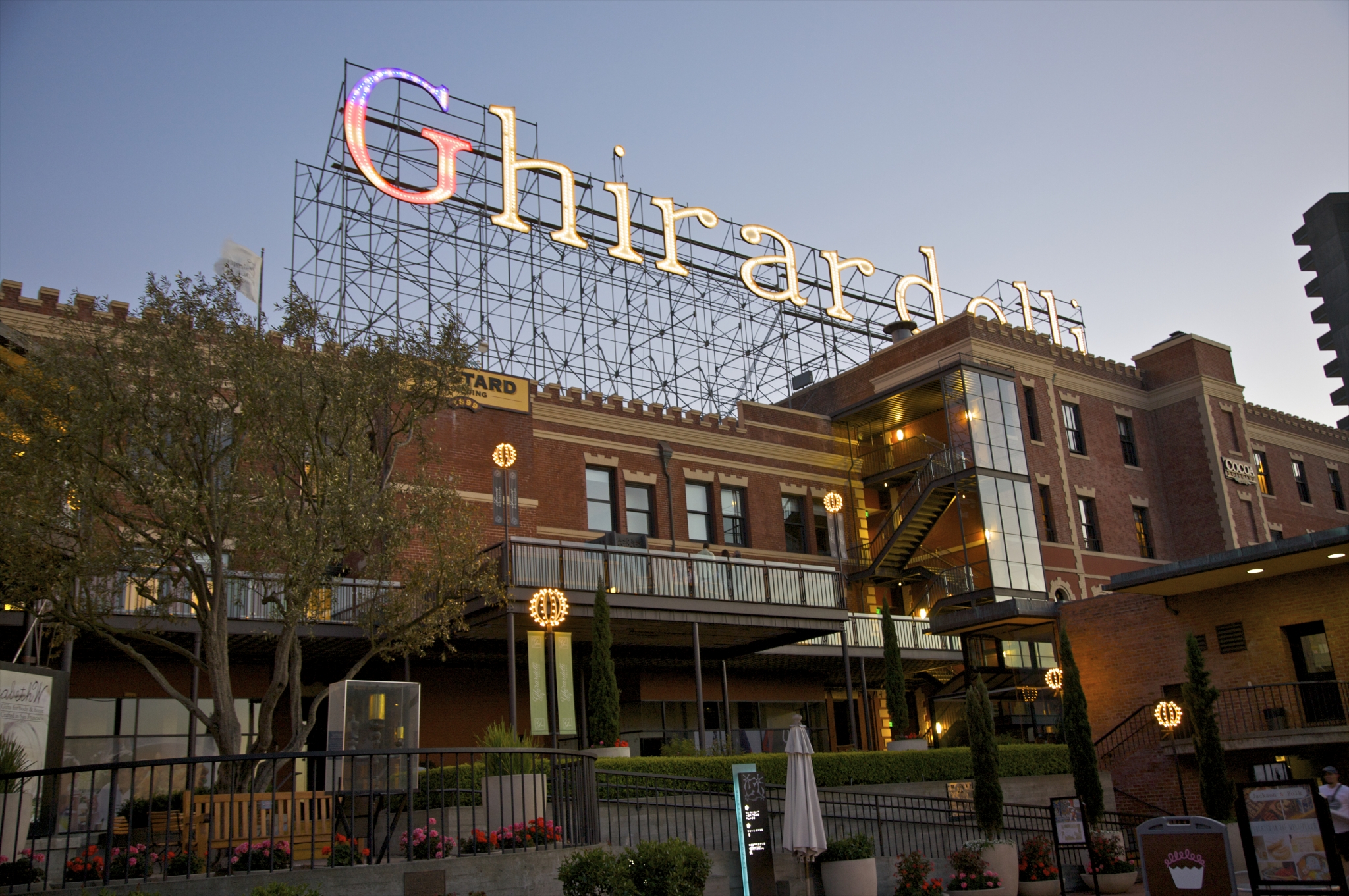 Etsy pop-up coming to Ghirardelli Square this weekend ...