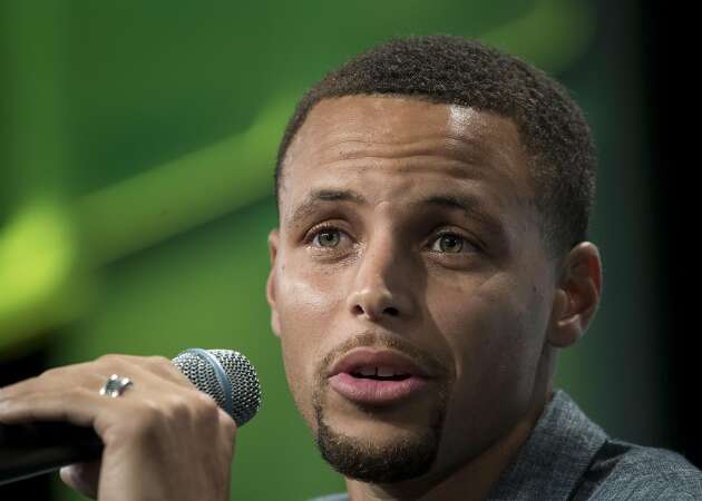 Warriors MVP Stephen Curry says he'll take Clinton over Trump