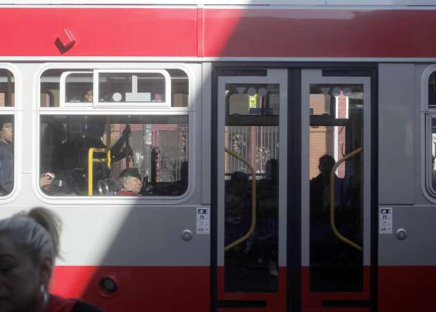 Muni bus rear-ended in SF's Mission