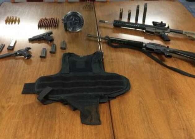 Wanted for robbery, Oakland man found with a cache of guns