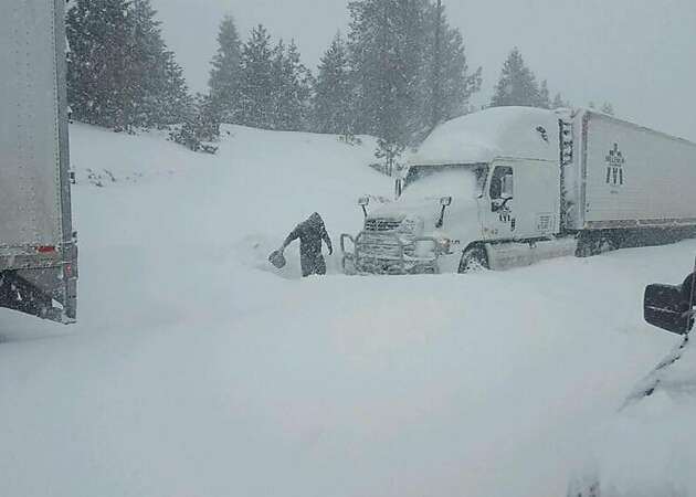 Snow dusts Bay Area mountains, triggers road closures in Sierra