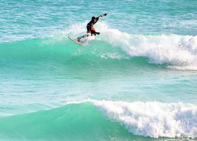 Pro surfer, 16, dies catching wave during Hurricane Irma