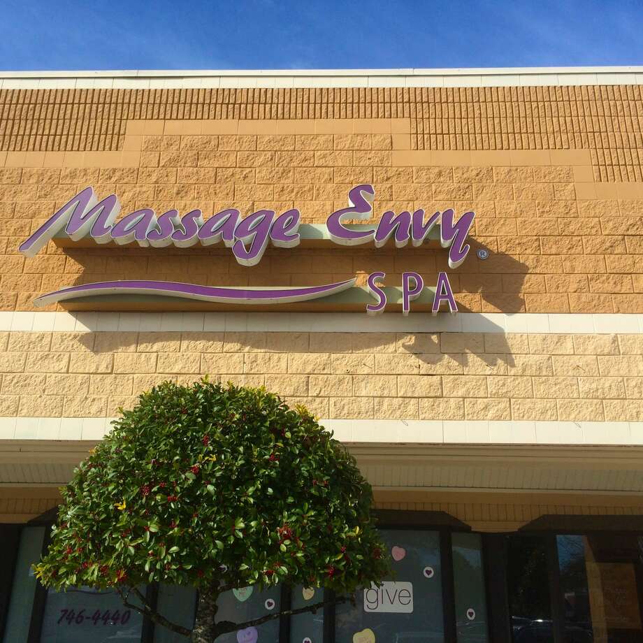   A Mbadage Envy spa in Jacksonville Beach, Florida. More than 180 women claim to have been badually badaulted in the global spa chain, according to a BuzzFeed investigation published on Monday. Photo: Diane Macdonald # 80374 / Moment Editorial / Getty Images 
